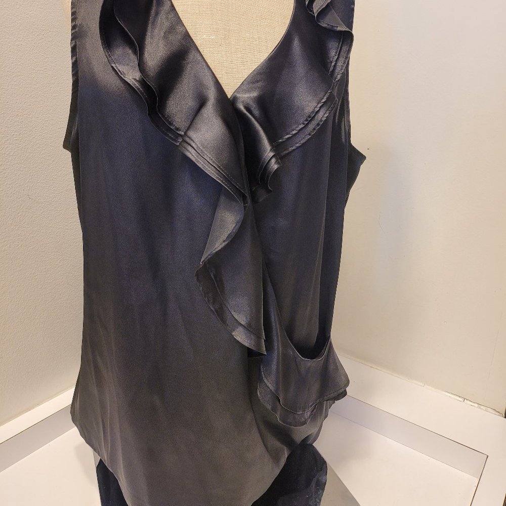 Brand new white House black market